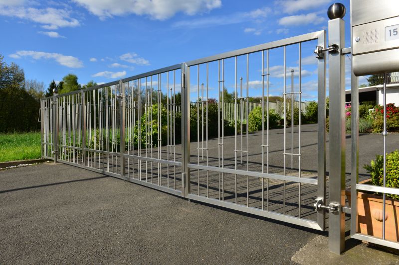 Steel Fence Replacement in Des Moines, IA